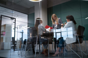 Employer of Record vs Staffing Agency The Ultimate Comparison